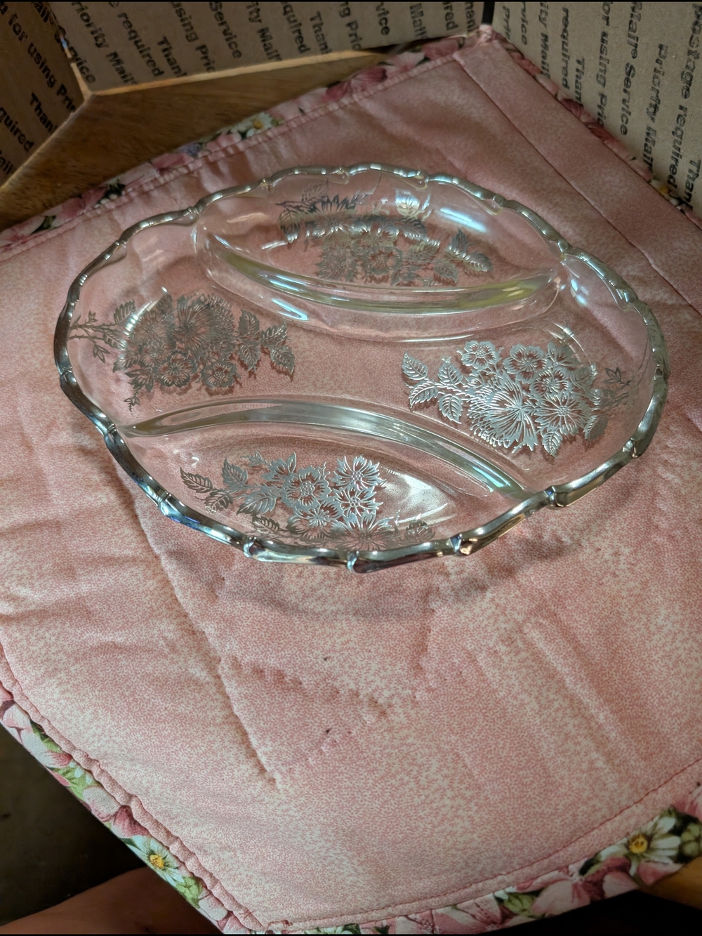 Vintage Glass Relish Dish with Silver Overlay - 3 Part Condiment Server - Picture 3 of 5